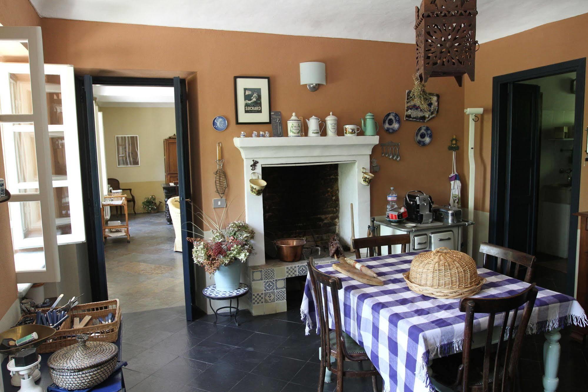 Sotto La Luna Bruna B&B Cocconato Ngoại thất bức ảnh